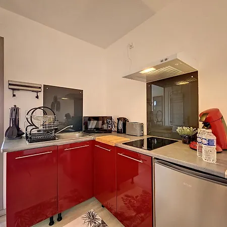 L'Auberge De La Gare, Appartements Tout Confort, Proches Gare Yzeure Exterior photo