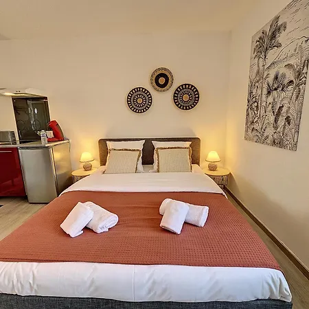 L'Auberge De La Gare, Appartements Tout Confort, Proches Gare Yzeure Exterior photo