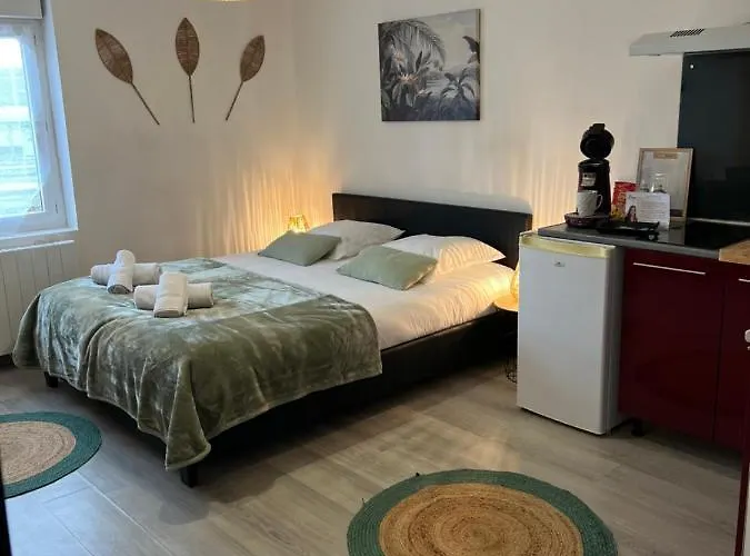 L\'Auberge De La Gare, Appartements Tout Confort, Proches Gare